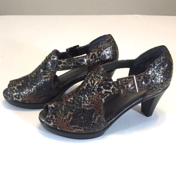 Bella Vita Womens Snake Print Open Toe Pumps Black Brown Leather Buckle size 6 - Picture 3 of 11